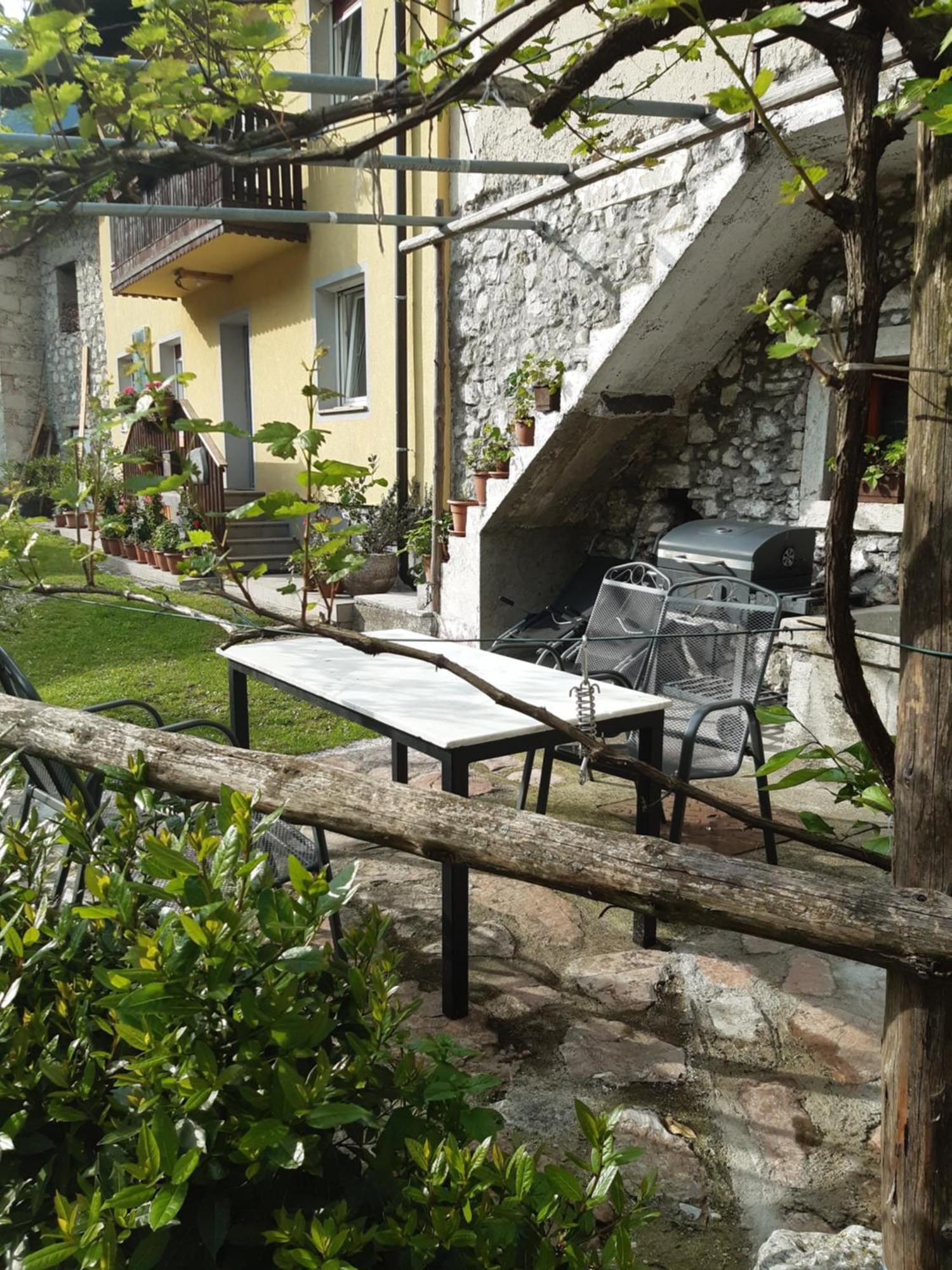 Trnovo Ob Soci Kuhala Apartment Kobarid Exterior photo